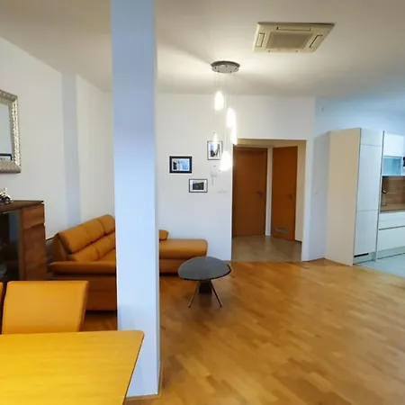 Apartamento San Simon Sea View Blaginja *